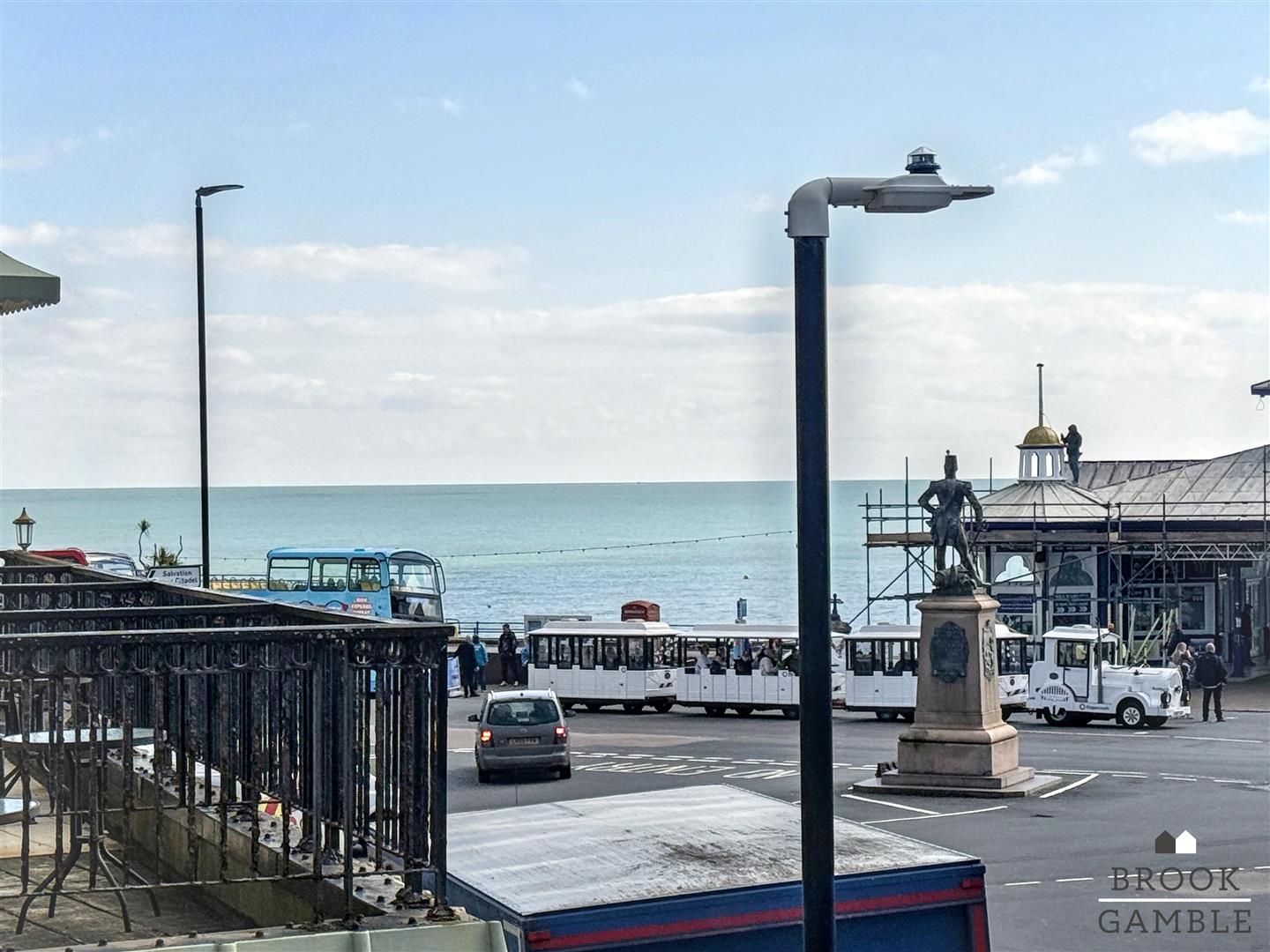 2 Bedroom Apartment - Conversion. Elms Avenue in Eastbourne, East Sussex 2